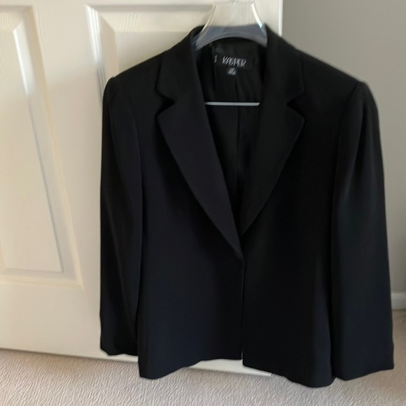 Kasper Fully Lined Jacket and Pants. Size 14P. Black - Picture 1 of 7